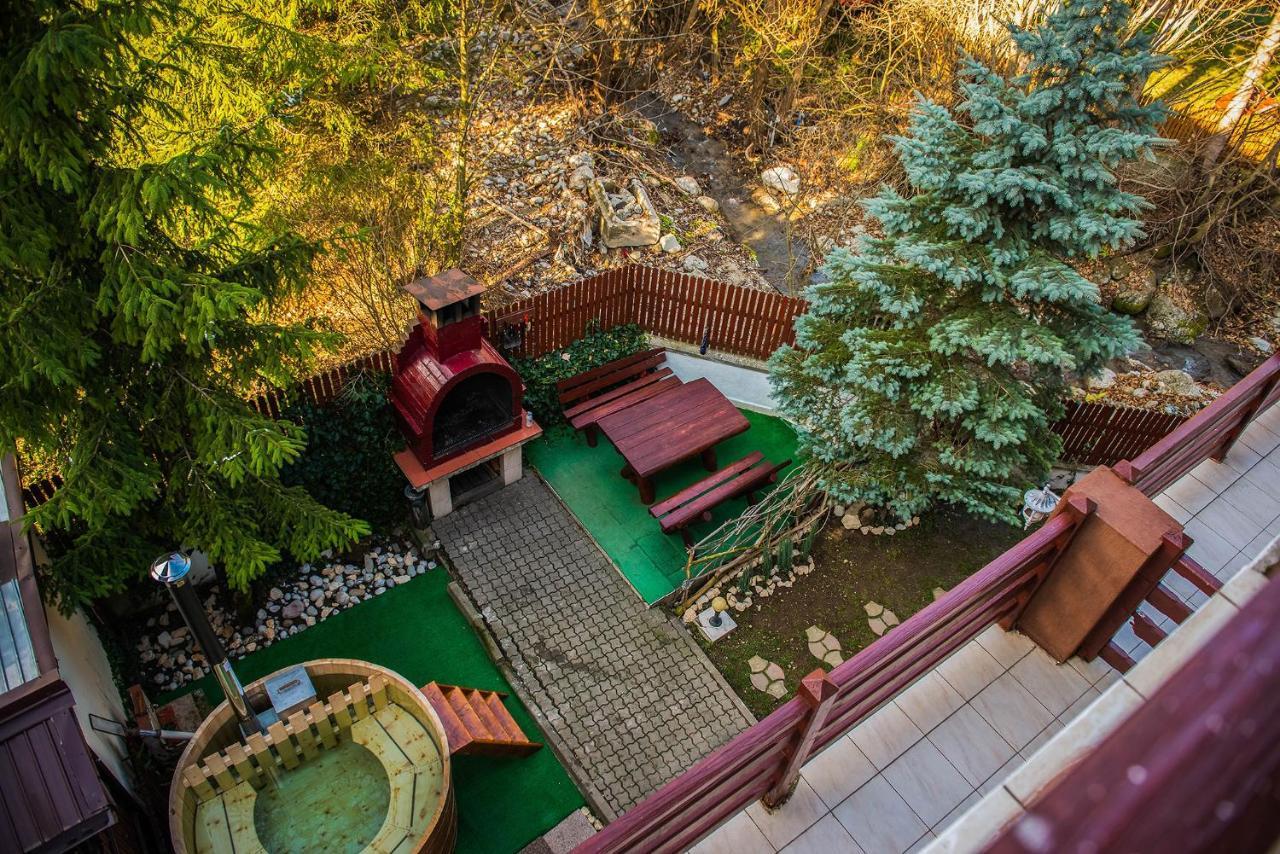 Отель Casa Maia Буштени Экстерьер фото